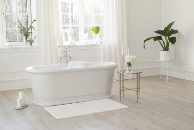 Luxury Corner Tub